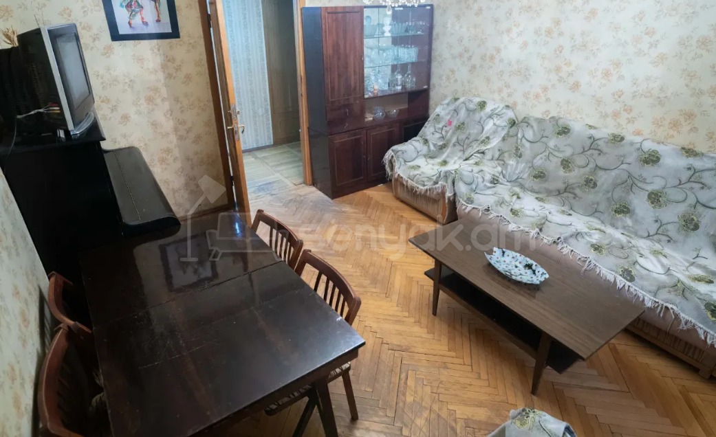 2 Սենյականոց Բնակարան Քարե Շենքում, 66քմ, 5/6 հարկ, Նորմալ Վիճակում