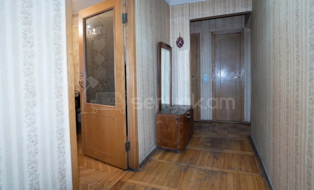 2 Սենյականոց Բնակարան Քարե Շենքում, 66քմ, 5/6 հարկ, Նորմալ Վիճակում