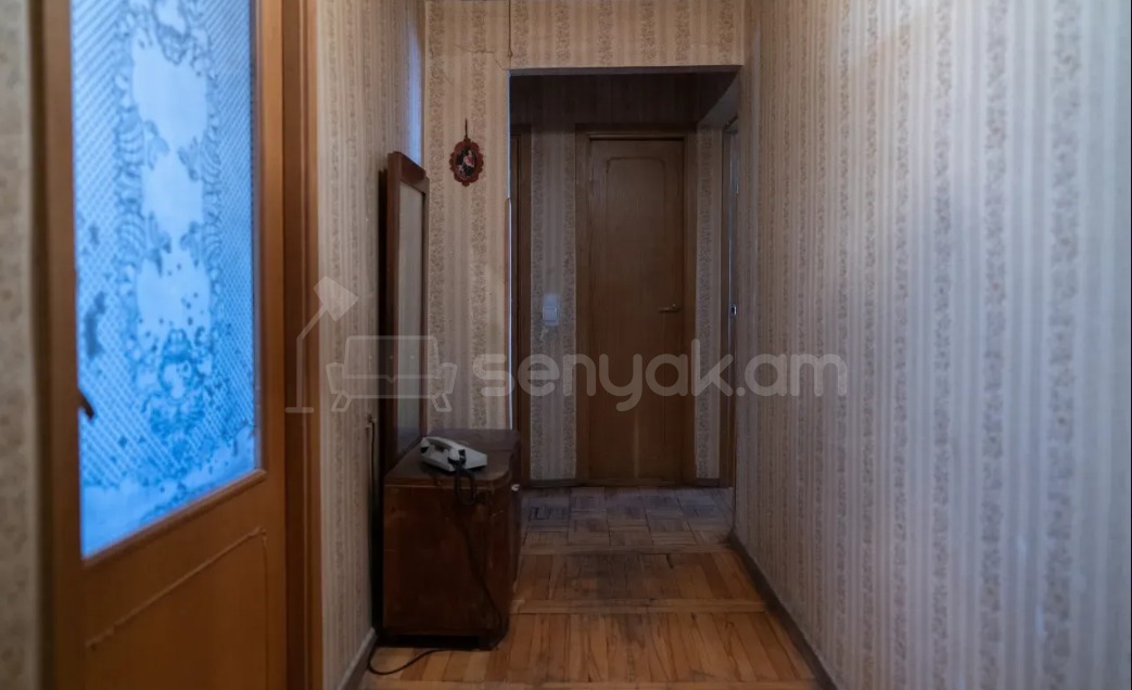 2 Սենյականոց Բնակարան Քարե Շենքում, 66քմ, 5/6 հարկ, Նորմալ Վիճակում