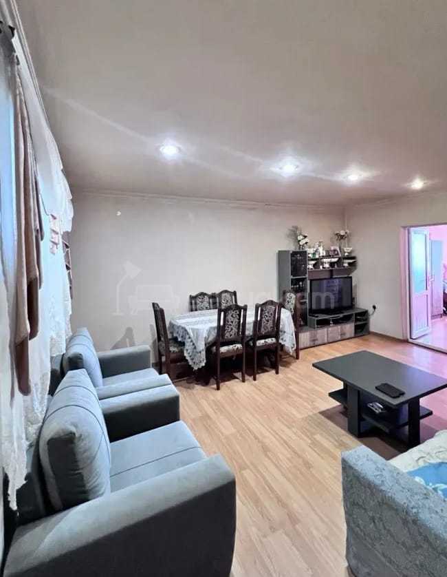 2 Սենյականոց Բնակարան, 57քմ, 2/5 հարկ, Կապիտալ Վերանորոգված