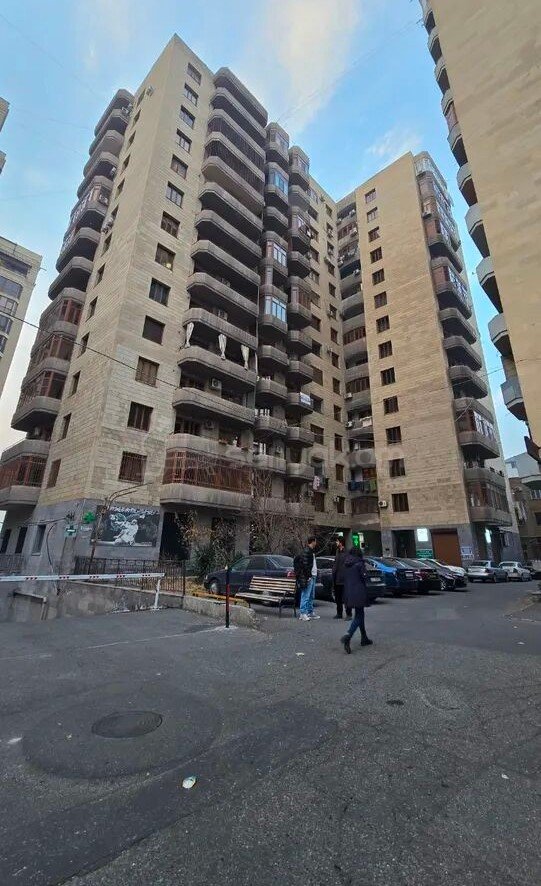 1 Սենյականոց Բնակարան Նորակառույցում, 36քմ, 10/14 հարկ, Նորմալ Վիճակում