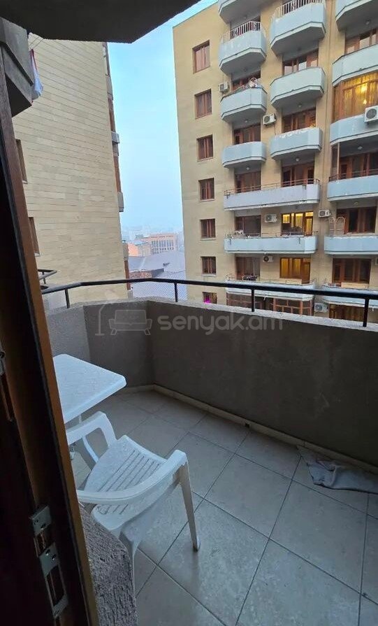 1 Սենյականոց Բնակարան Նորակառույցում, 36քմ, 10/14 հարկ, Նորմալ Վիճակում