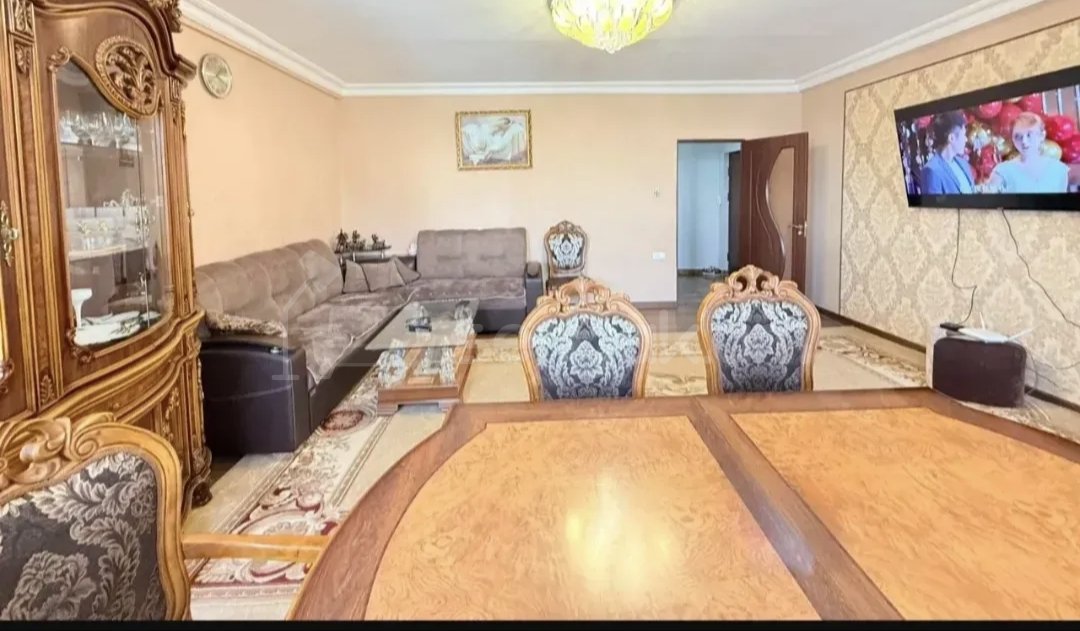 3 Սենյականոց Բնակարան Քարե Շենքում, 78քմ, 4/9 հարկ, Կապիտալ Վերանորոգված, Կահավորված, Արևկող