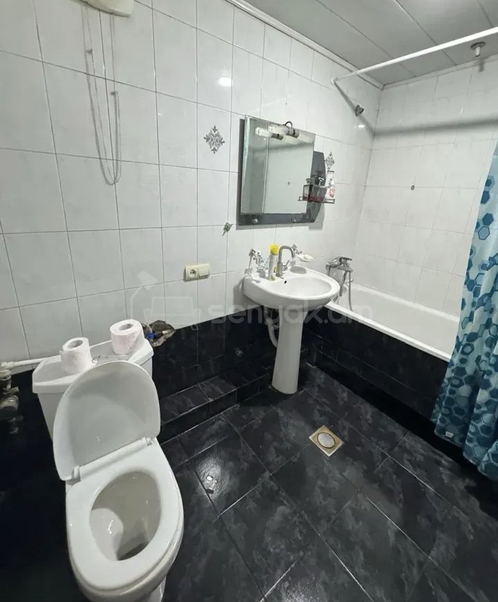 3 Սենյականոց Բնակարան, 83քմ, 6/9 հարկ, Կապիտալ Վերանորոգված, Կահավորված, Արևկող