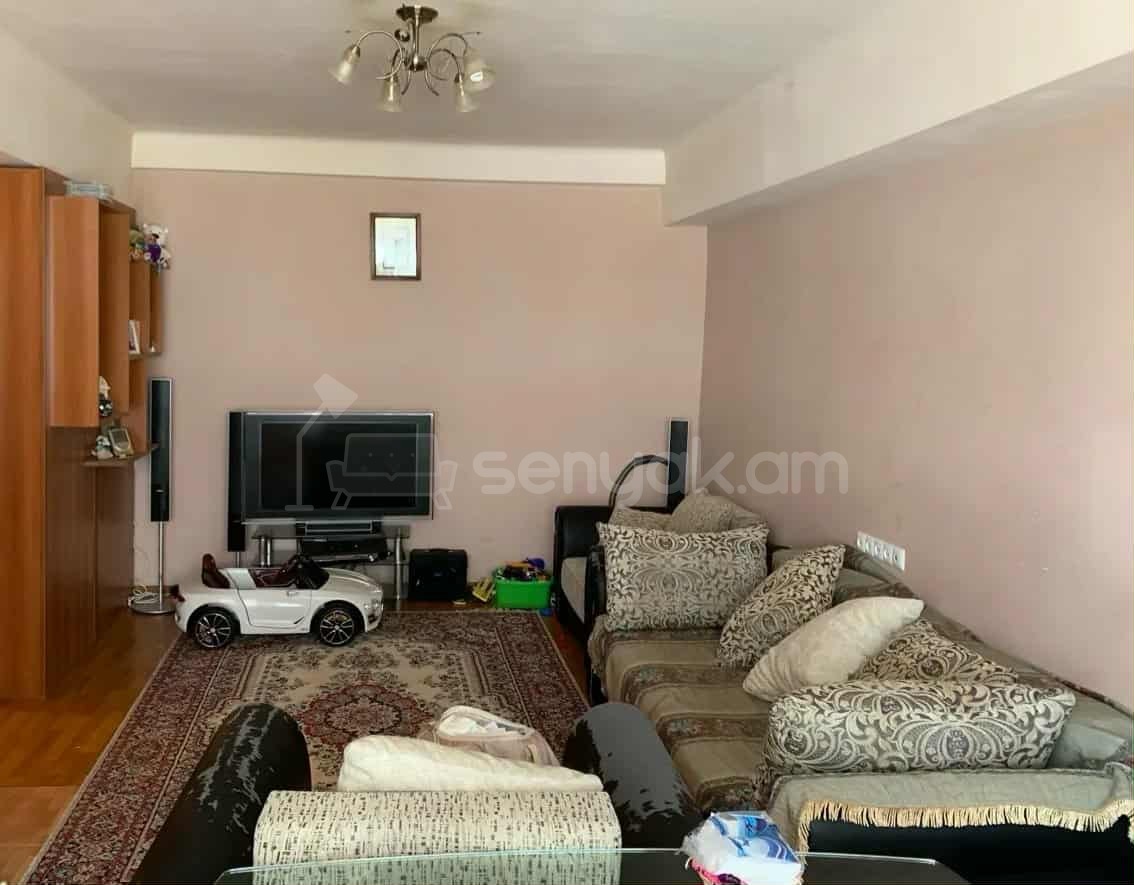 1 Սենյականոց Բնակարան, 51քմ, 2/9 հարկ, Կապիտալ Վերանորոգված