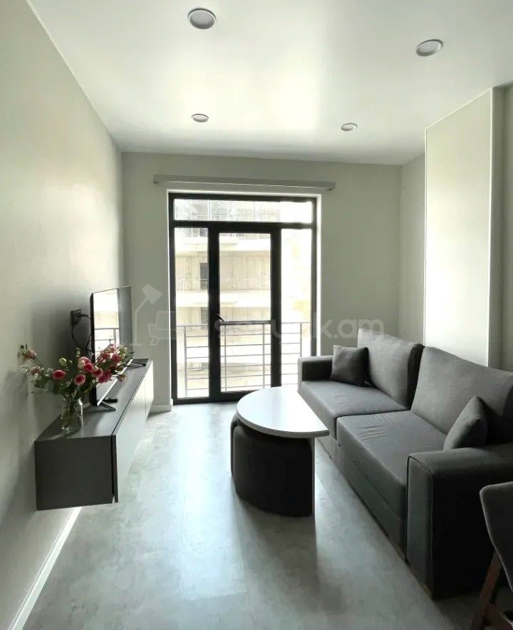 2 Սենյականոց Բնակարան Նորակառույցում, 40քմ, 5/7 հարկ, Դիզայներական Վերանորոգված