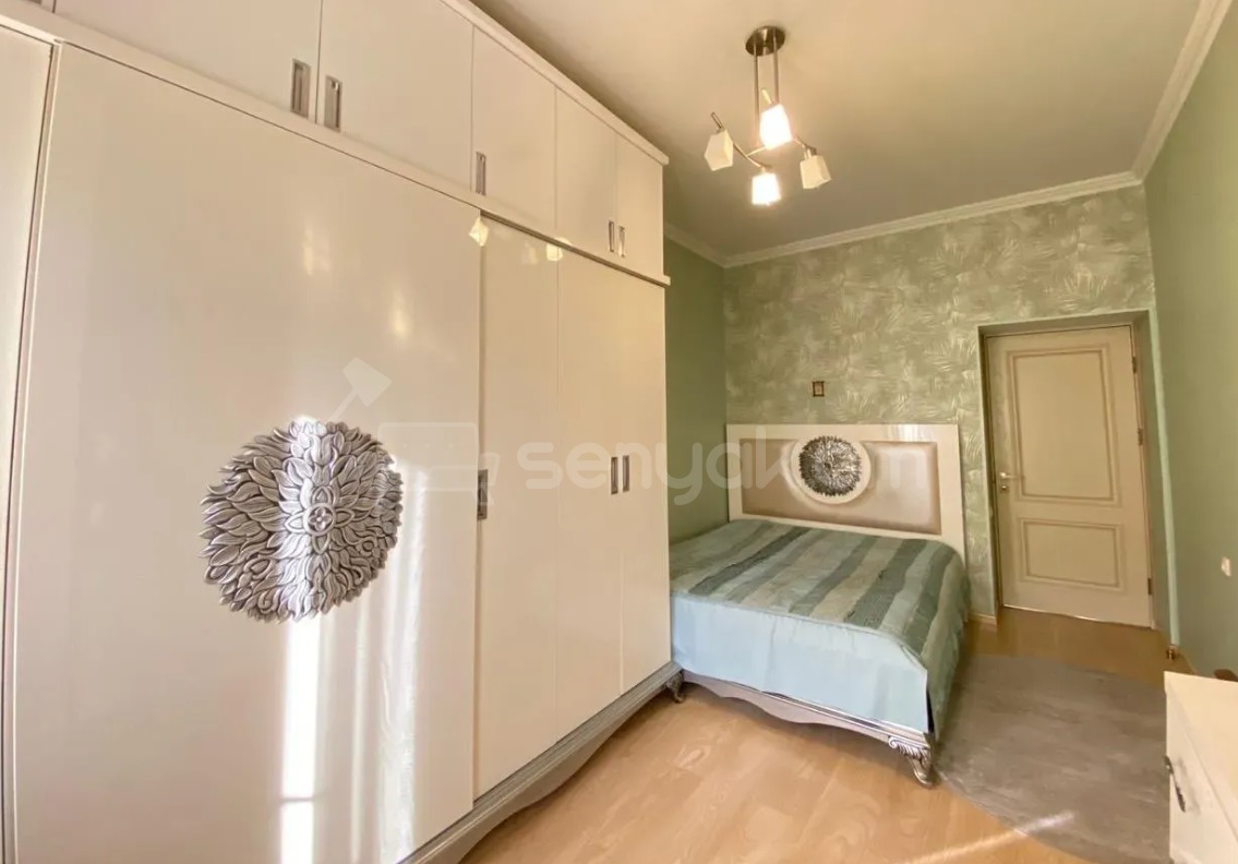 4 Սենյականոց Բնակարան Քարե Շենքում, 95քմ, 5/5 հարկ, Դիզայներական Վերանորոգված, Կահավորված, Արևկող