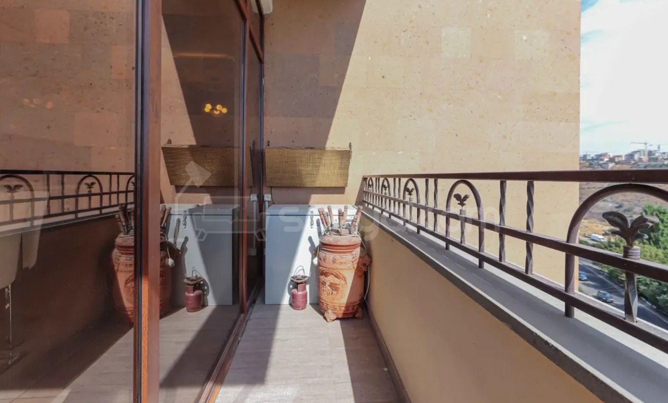 4 Սենյականոց Բնակարան Նորակառույցում, 137քմ, 7/16 հարկ, Դիզայներական Վերանորոգված, Կահավորված, Արևկող