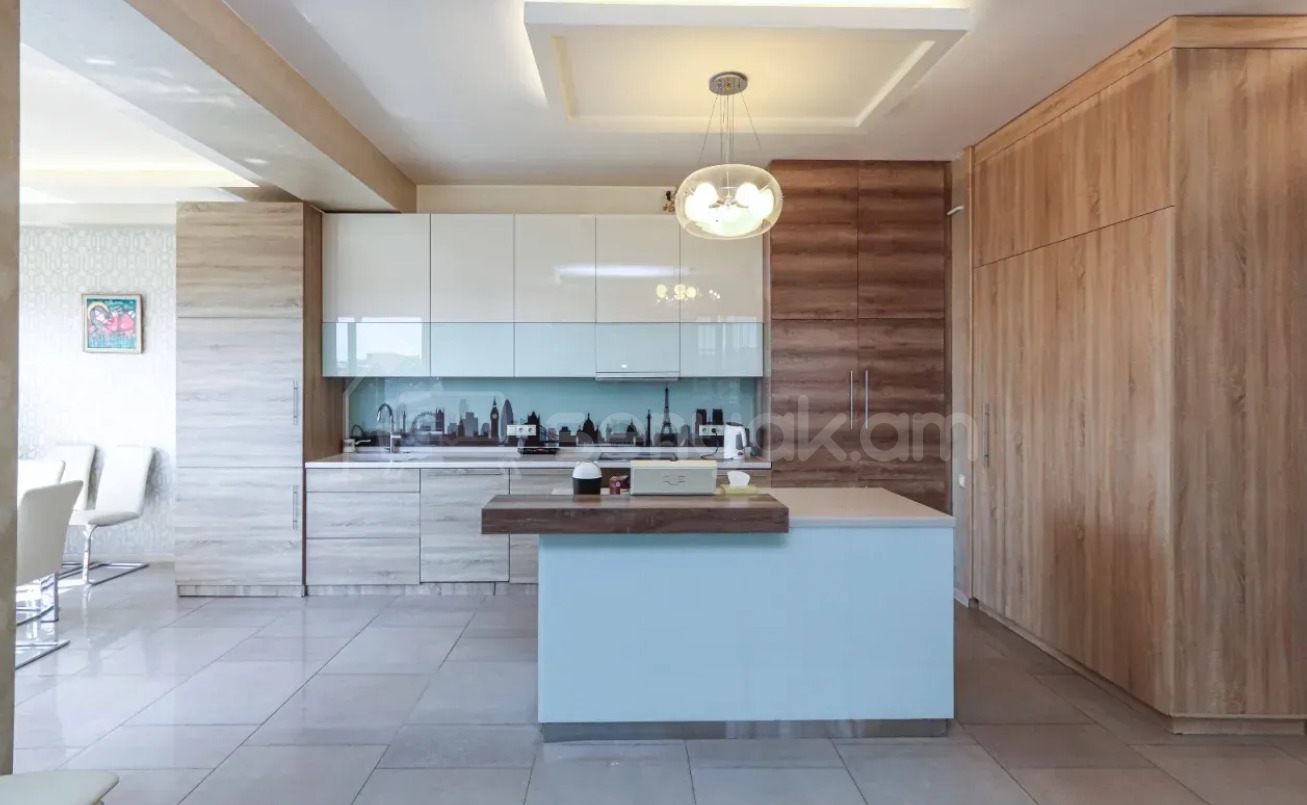 4 Սենյականոց Բնակարան Նորակառույցում, 137քմ, 7/16 հարկ, Դիզայներական Վերանորոգված, Կահավորված, Արևկող