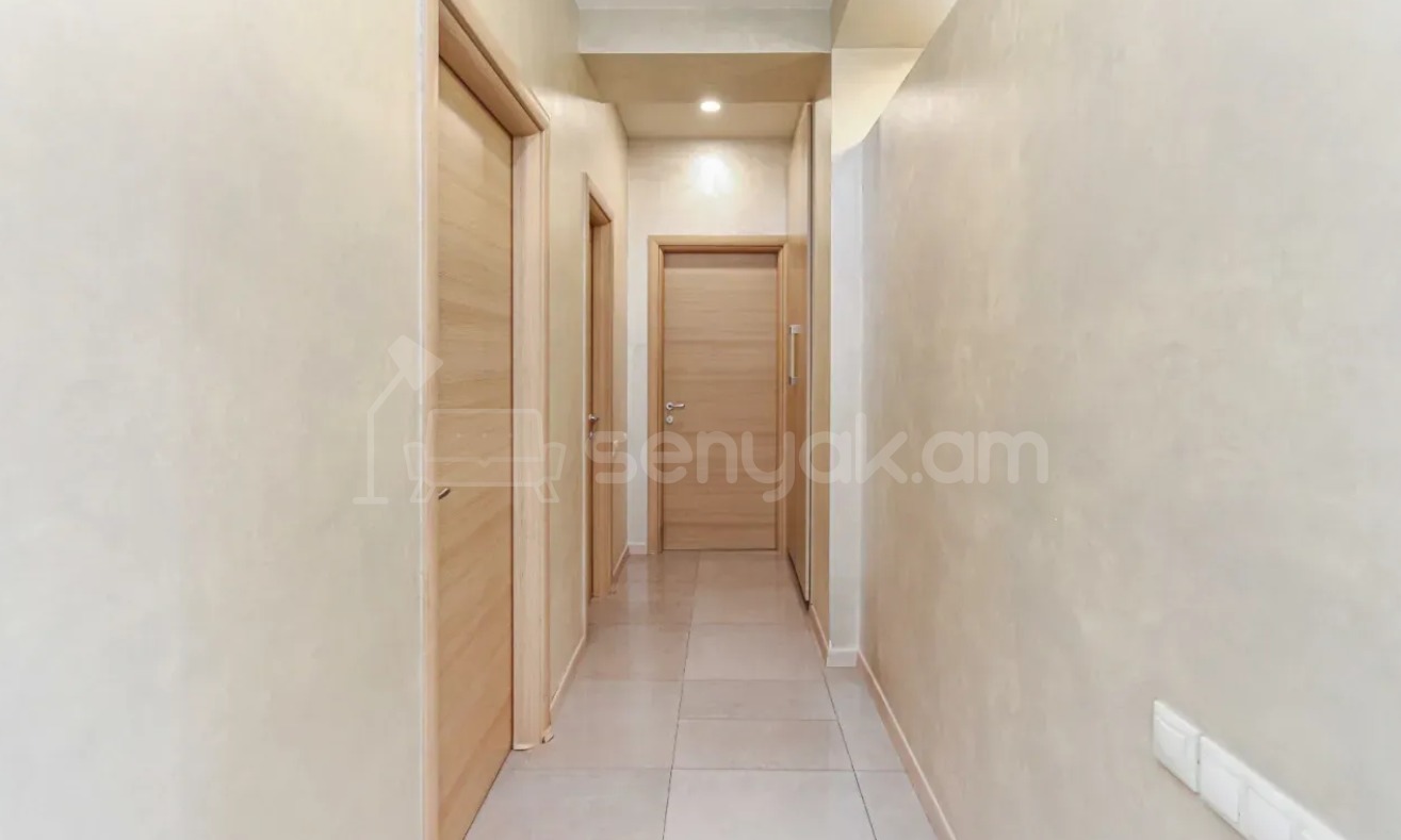 4 Սենյականոց Բնակարան Նորակառույցում, 137քմ, 7/16 հարկ, Դիզայներական Վերանորոգված, Կահավորված, Արևկող