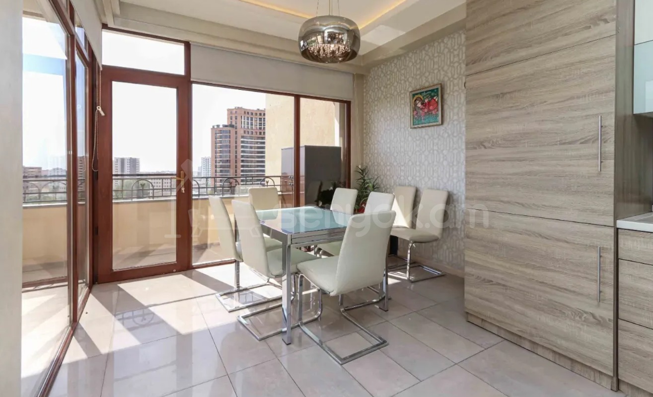 4 Սենյականոց Բնակարան Նորակառույցում, 137քմ, 7/16 հարկ, Դիզայներական Վերանորոգված, Կահավորված, Արևկող