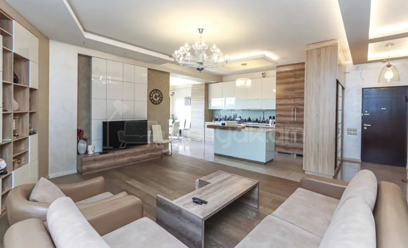 4 Սենյականոց Բնակարան Նորակառույցում, 137քմ, 7/16 հարկ, Դիզայներական Վերանորոգված, Կահավորված, Արևկող