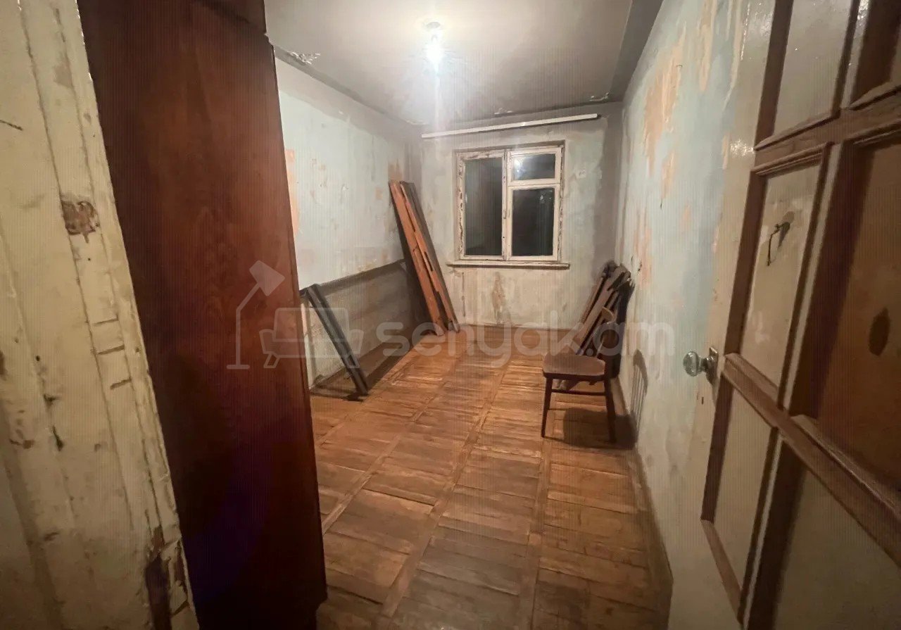 2 Սենյականոց Բնակարան, 50քմ, 3/5 հարկ, Պետական Վիճակում