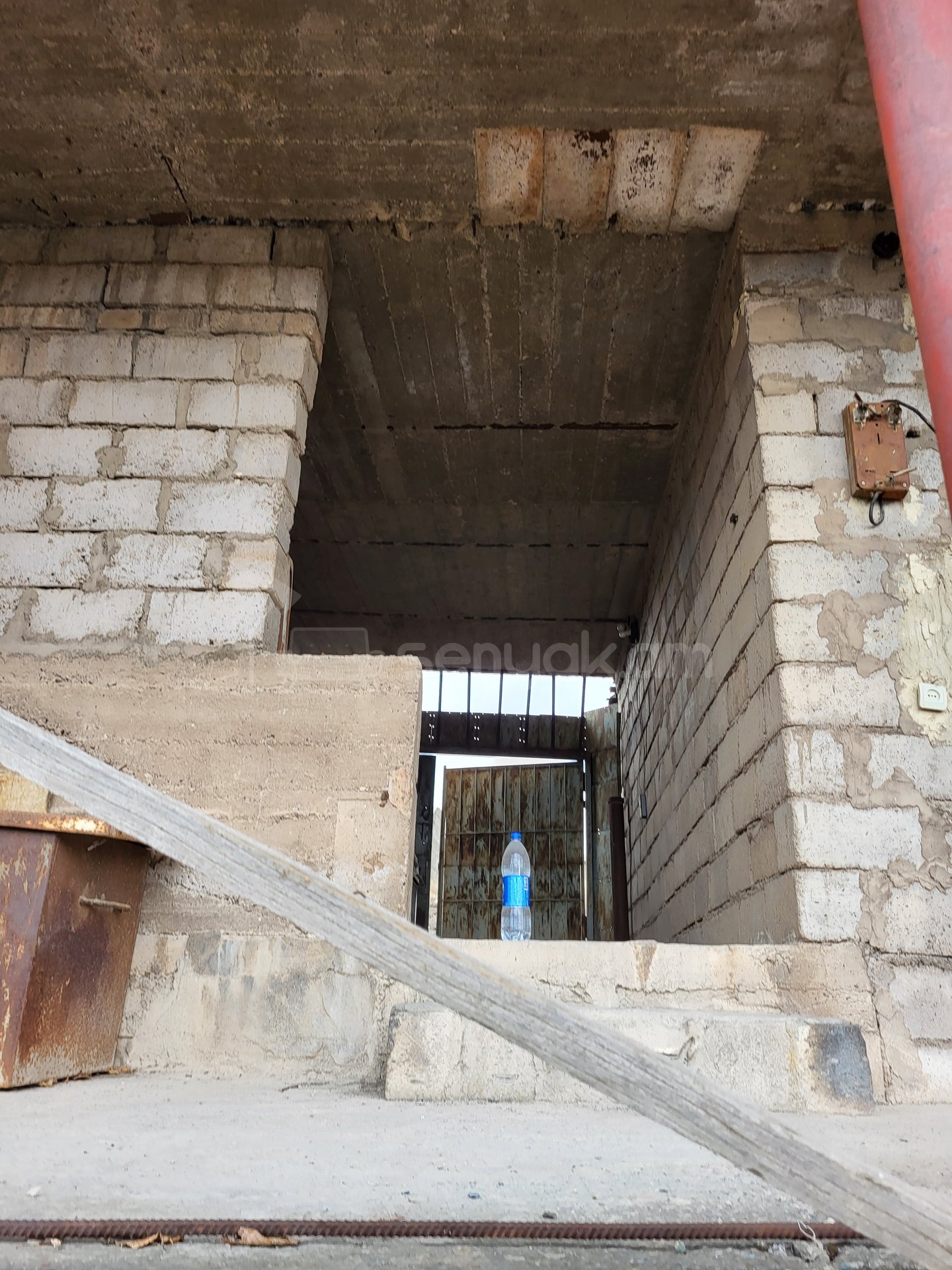 2 Սենյականոց Ամառանոց, 129քմ, Լողավազանով