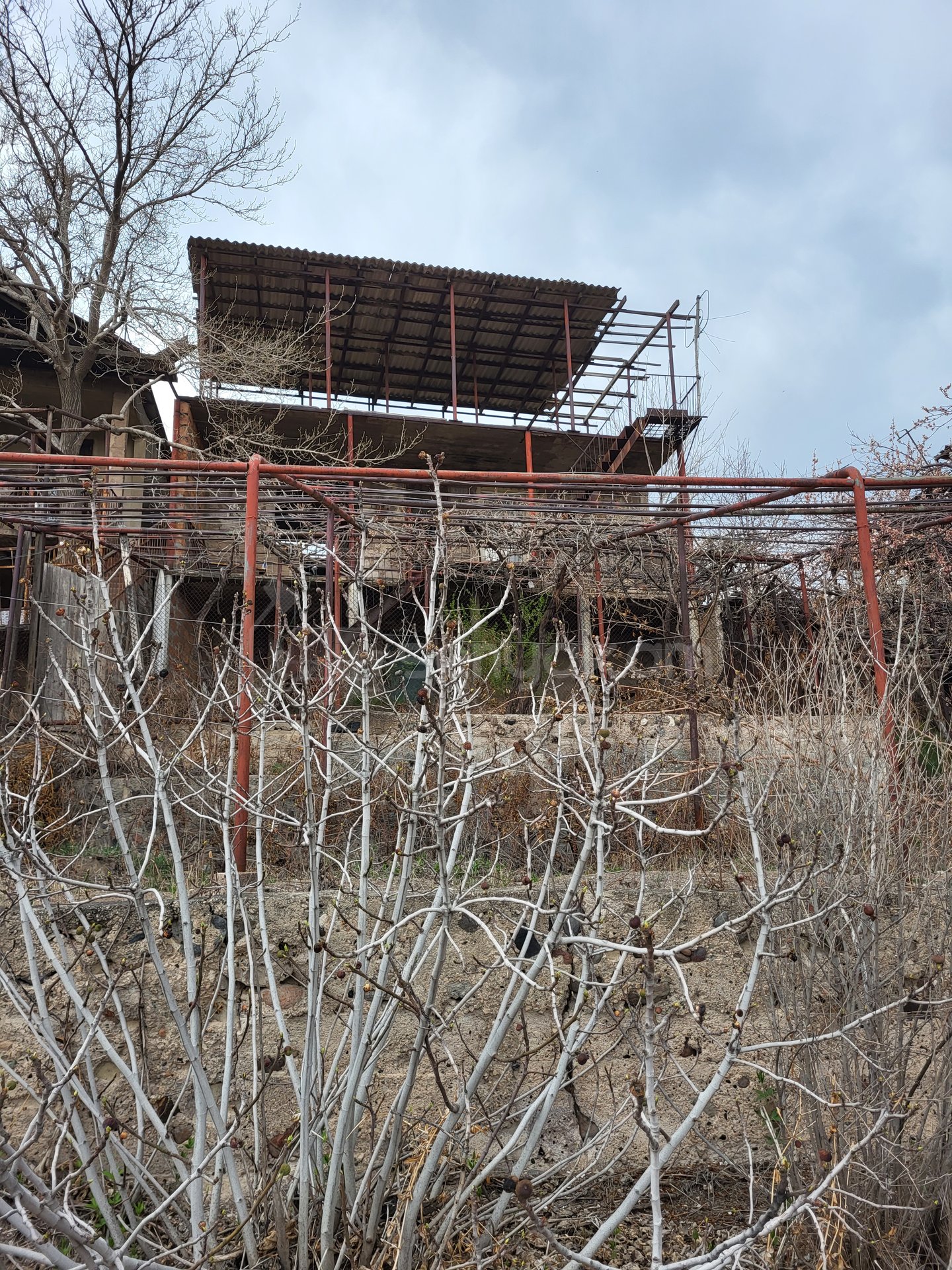 2 Սենյականոց Ամառանոց, 129քմ, Լողավազանով