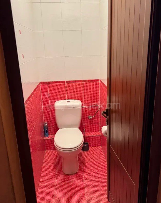 3 Սենյականոց Բնակարան Քարե Շենքում, 80քմ, 5/5 հարկ, Կապիտալ Վերանորոգված, Կահավորված