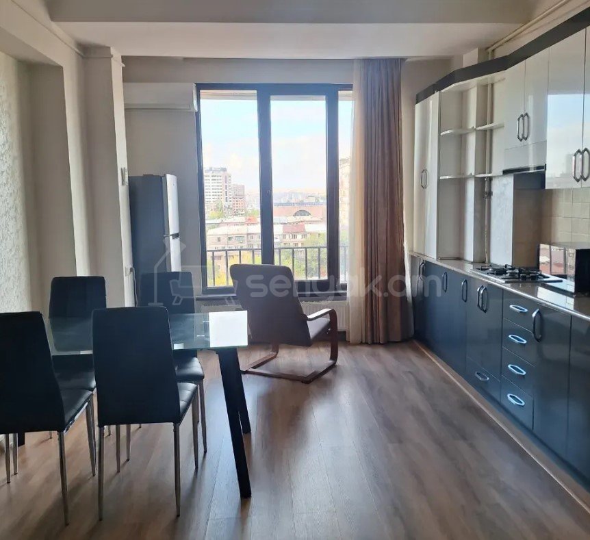 2 Սենյականոց Բնակարան, 45քմ, 10/10 հարկ, Կապիտալ Վերանորոգված, Կահավորված