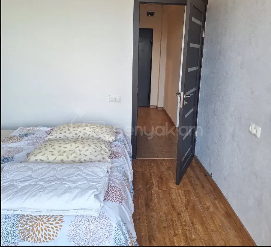 2 Սենյականոց Բնակարան, 45քմ, 10/10 հարկ, Կապիտալ Վերանորոգված, Կահավորված