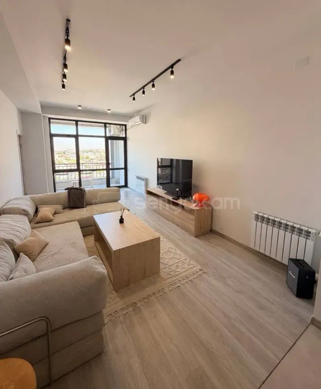 3 Սենյականոց Բնակարան Նորակառույցում, 70քմ, 12/18 հարկ, Կապիտալ Վերանորոգված, Կահավորված