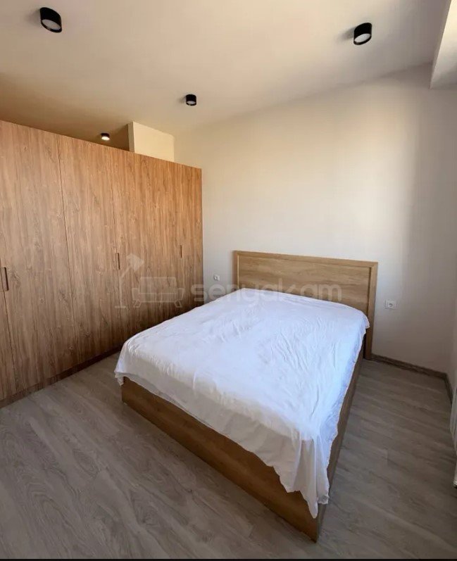 3 Սենյականոց Բնակարան Նորակառույցում, 70քմ, 12/18 հարկ, Կապիտալ Վերանորոգված, Կահավորված