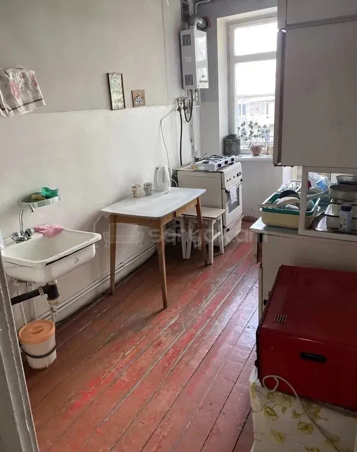 2 Սենյականոց Բնակարան Քարե Շենքում, 57քմ, 2/5 հարկ, Պետական Վիճակում