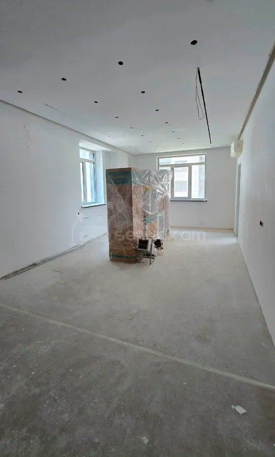 4 Սենյականոց Բնակարան Նորակառույցում, 88քմ, 3/16 հարկ, Կապիտալ Վերանորոգված