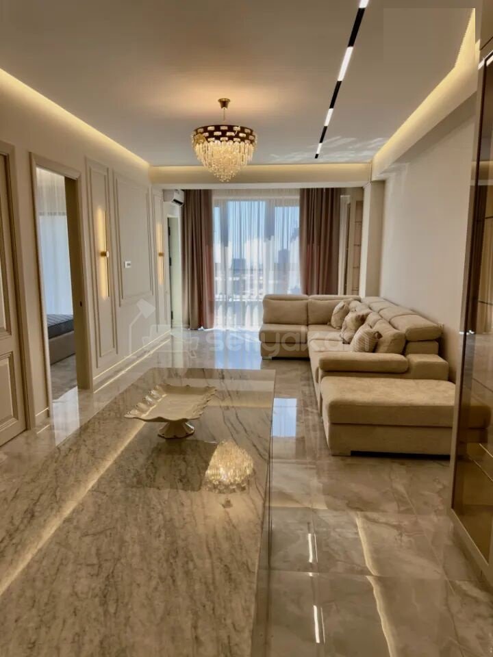 3 Սենյականոց Բնակարան, 71քմ, 8/18 հարկ, Դիզայներական Վերանորոգված