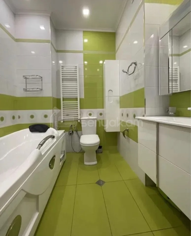 4 Սենյականոց Բնակարան Նորակառույցում, 140քմ, 3/14 հարկ, Դիզայներական Վերանորոգված, Կահավորված, Արևկող