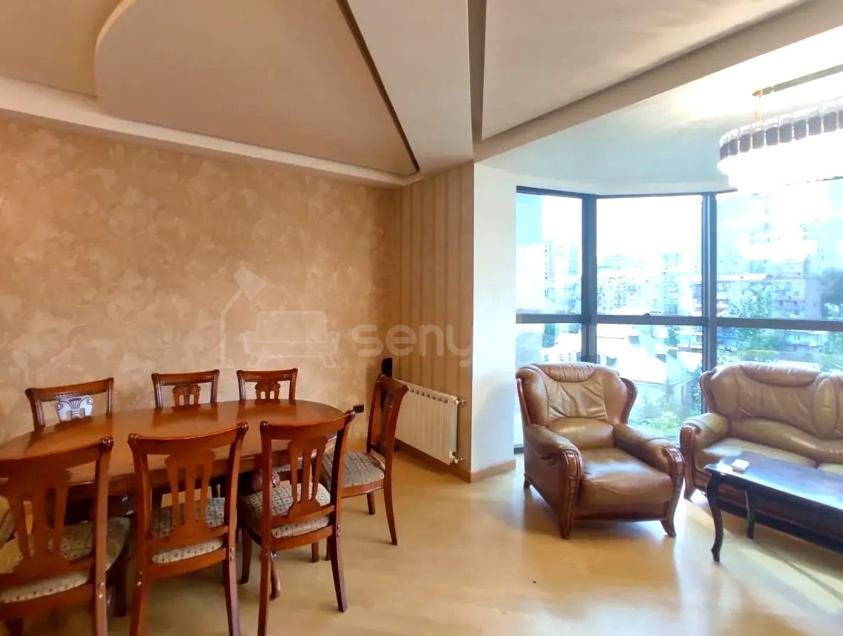 4 Սենյականոց Բնակարան Նորակառույցում, 132քմ, 4/5 հարկ, Դիզայներական Վերանորոգված