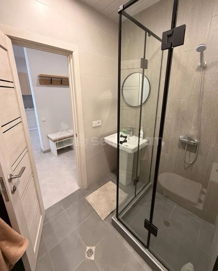 3 Սենյականոց Բնակարան, 71քմ, 12/18 հարկ, Կապիտալ Վերանորոգված, Կահավորված