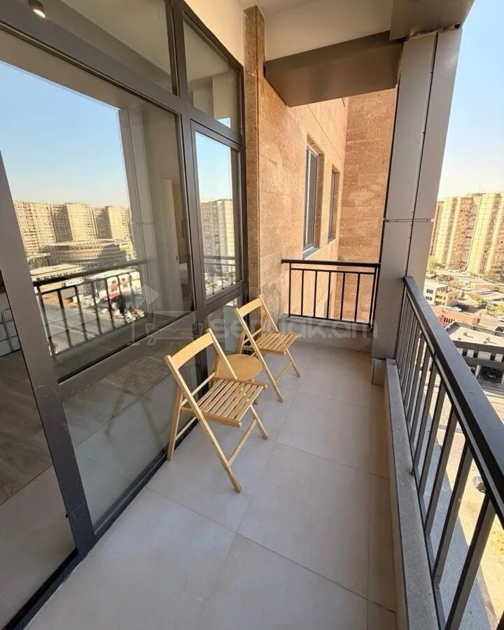 3 Սենյականոց Բնակարան, 71քմ, 12/18 հարկ, Կապիտալ Վերանորոգված, Կահավորված