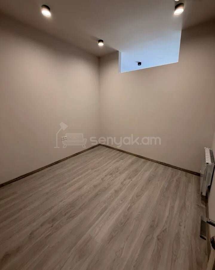 3 Սենյականոց Բնակարան, 71քմ, 12/18 հարկ, Կապիտալ Վերանորոգված, Կահավորված