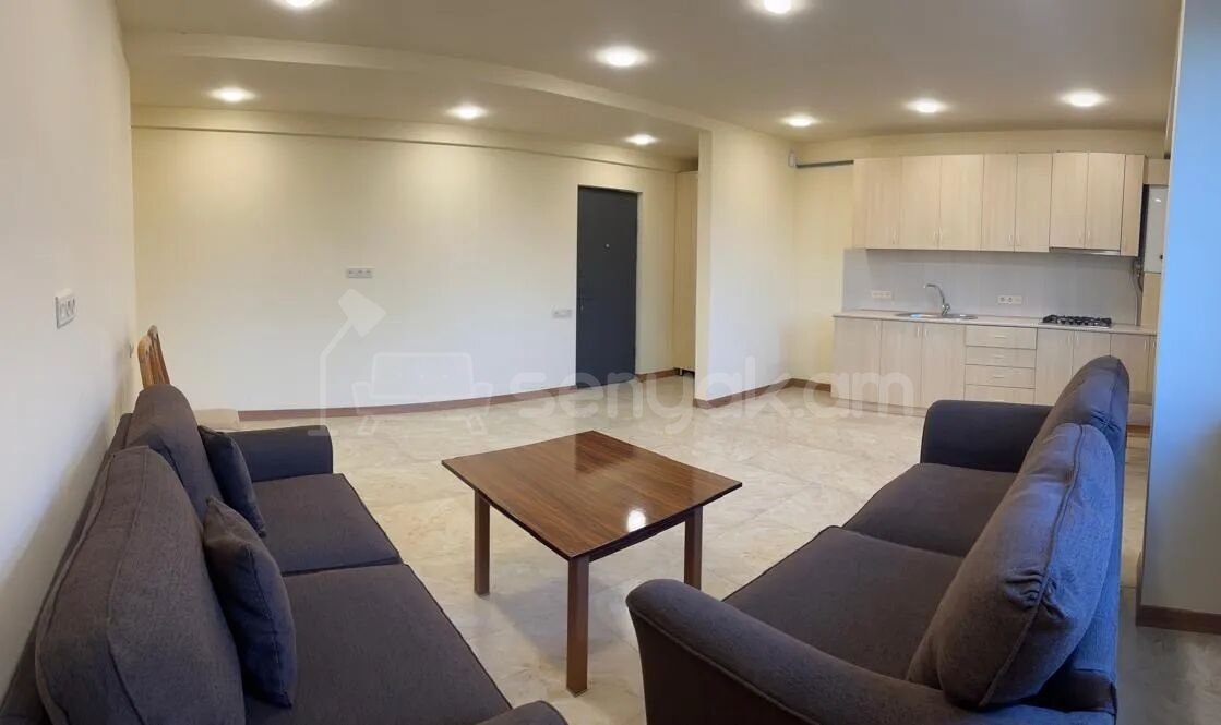 3 Սենյականոց Բնակարան Քարե Շենքում, 60քմ, 1/5 հարկ, Կապիտալ Վերանորոգված, Կահավորված