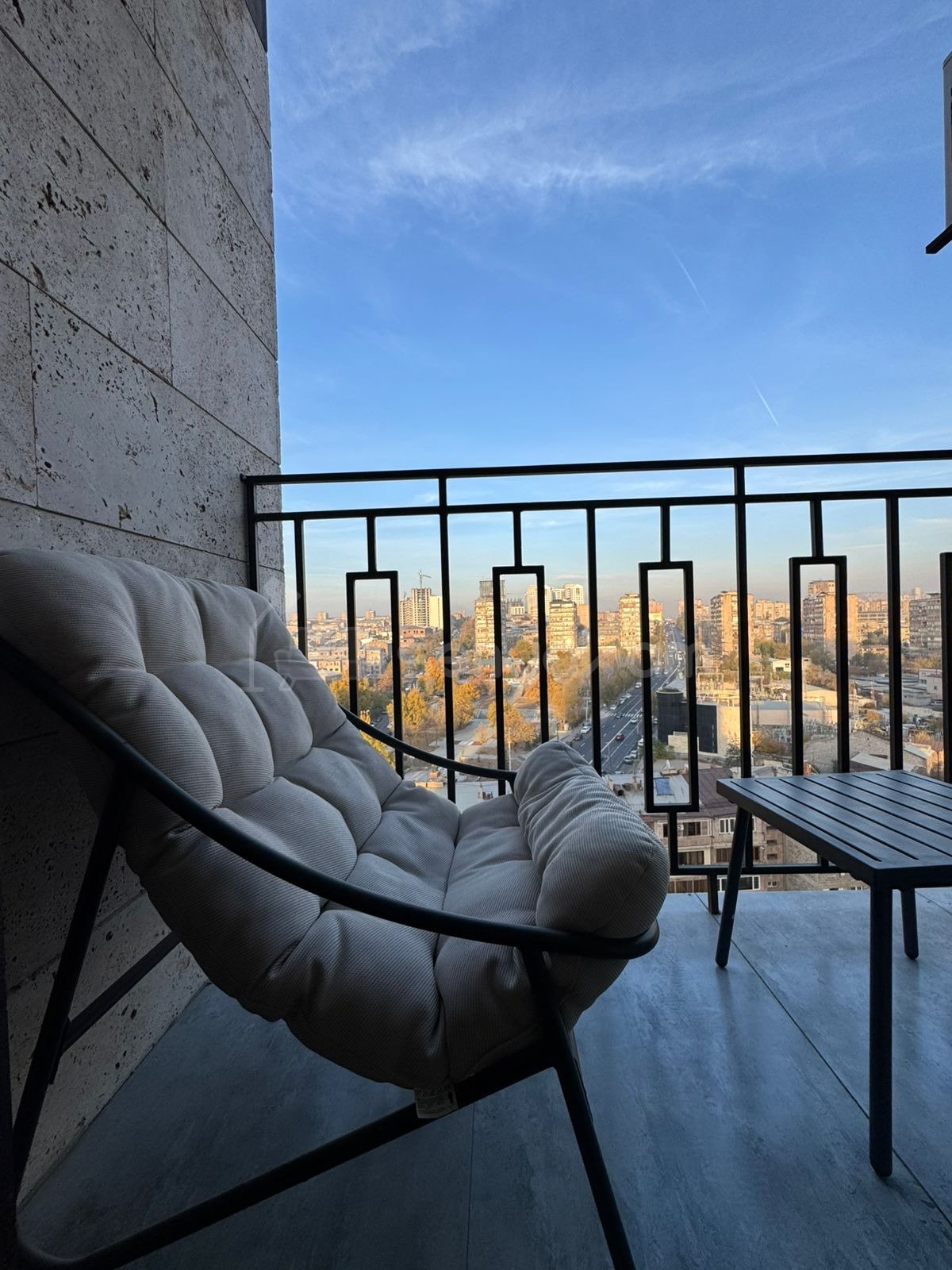 2 Սենյականոց Բնակարան Նորակառույցում, 52քմ, 12/18 հարկ, Կապիտալ Վերանորոգված