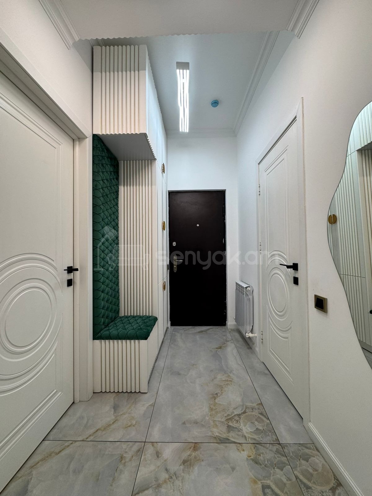 2 Սենյականոց Բնակարան Նորակառույցում, 52քմ, 12/18 հարկ, Կապիտալ Վերանորոգված