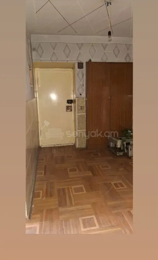 3 Սենյականոց Բնակարան Քարե Շենքում, 75քմ, 1/5 հարկ, Պետական Վիճակում