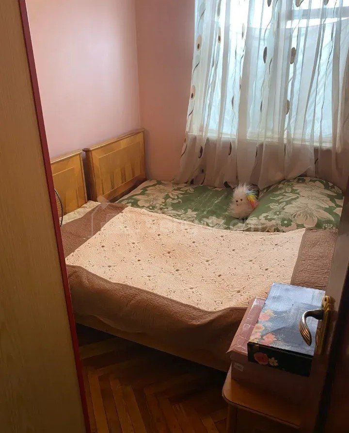 1 Սենյականոց Բնակարան, 38քմ, 4/5 հարկ, Նորմալ Վիճակում