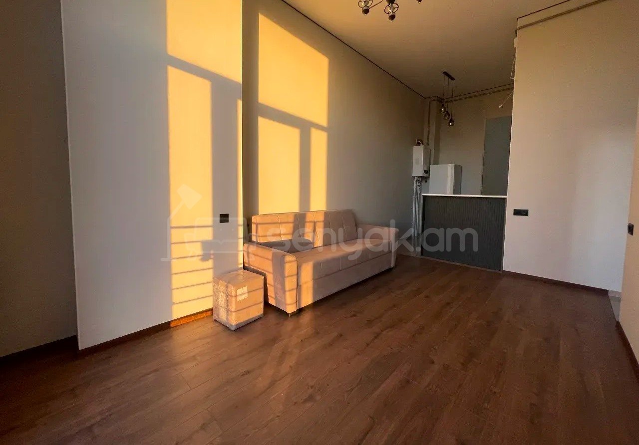 2 Սենյականոց Բնակարան Նորակառույցում, 43քմ, 3/9 հարկ, Կապիտալ Վերանորոգված