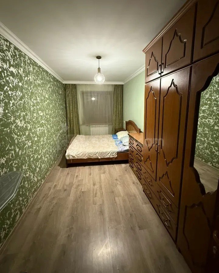 3 Սենյականոց Բնակարան Քարե Շենքում, 55քմ, 3/5 հարկ, Նորմալ Վիճակում