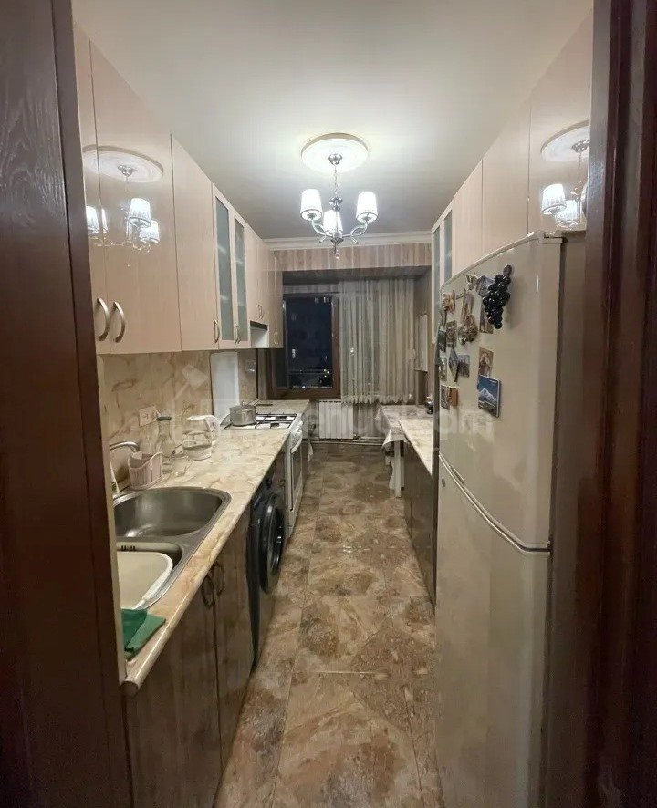 4 Սենյականոց Բնակարան, 86քմ, 4/16 հարկ, Կապիտալ Վերանորոգված