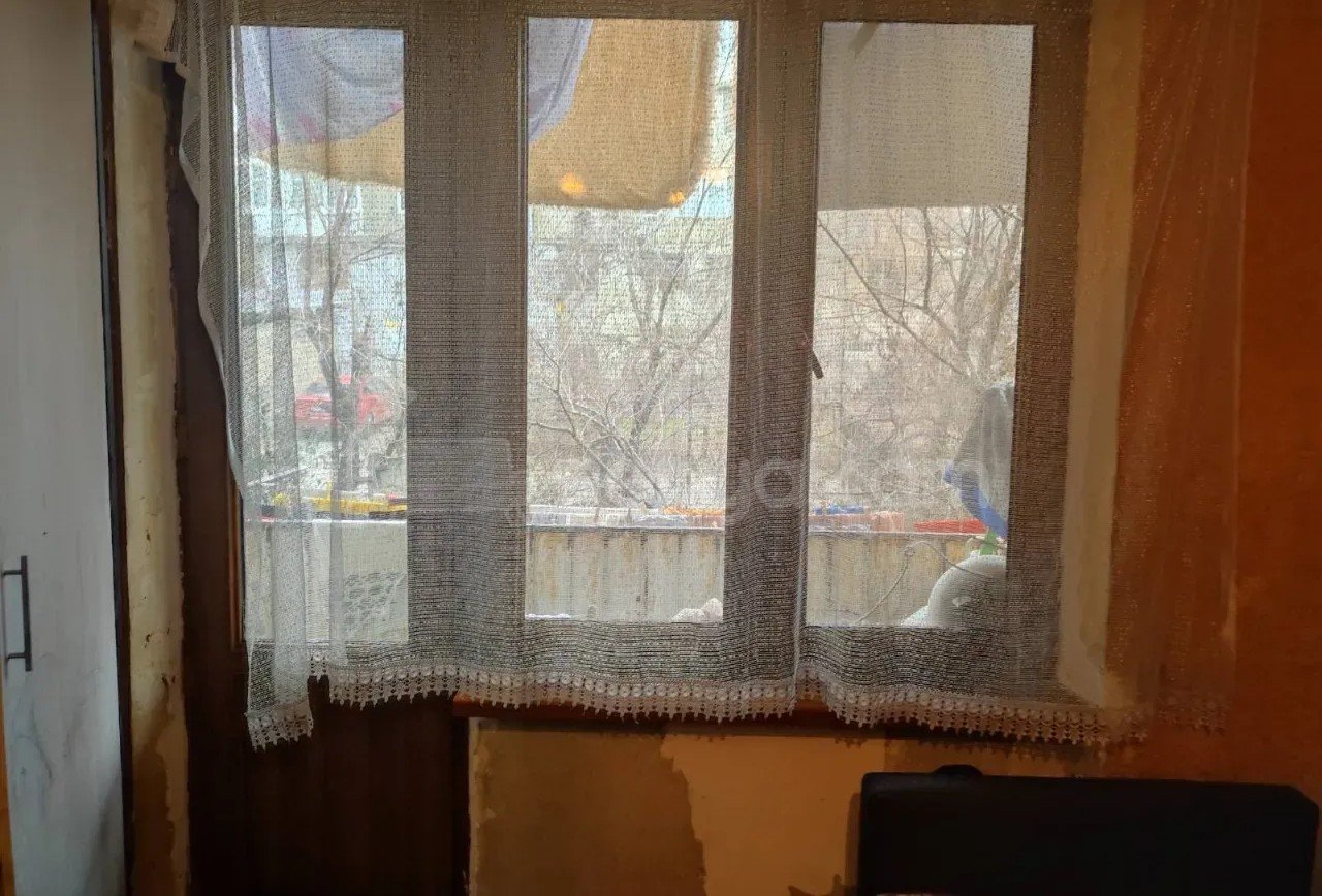 1 Սենյականոց Բնակարան, 33քմ, 3/5 հարկ, Կոսմետիկ Վերանորոգված