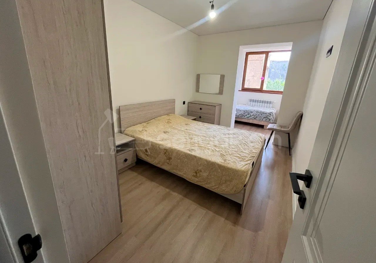 2 Սենյականոց Բնակարան, 42քմ, 5/9 հարկ, Կապիտալ Վերանորոգված