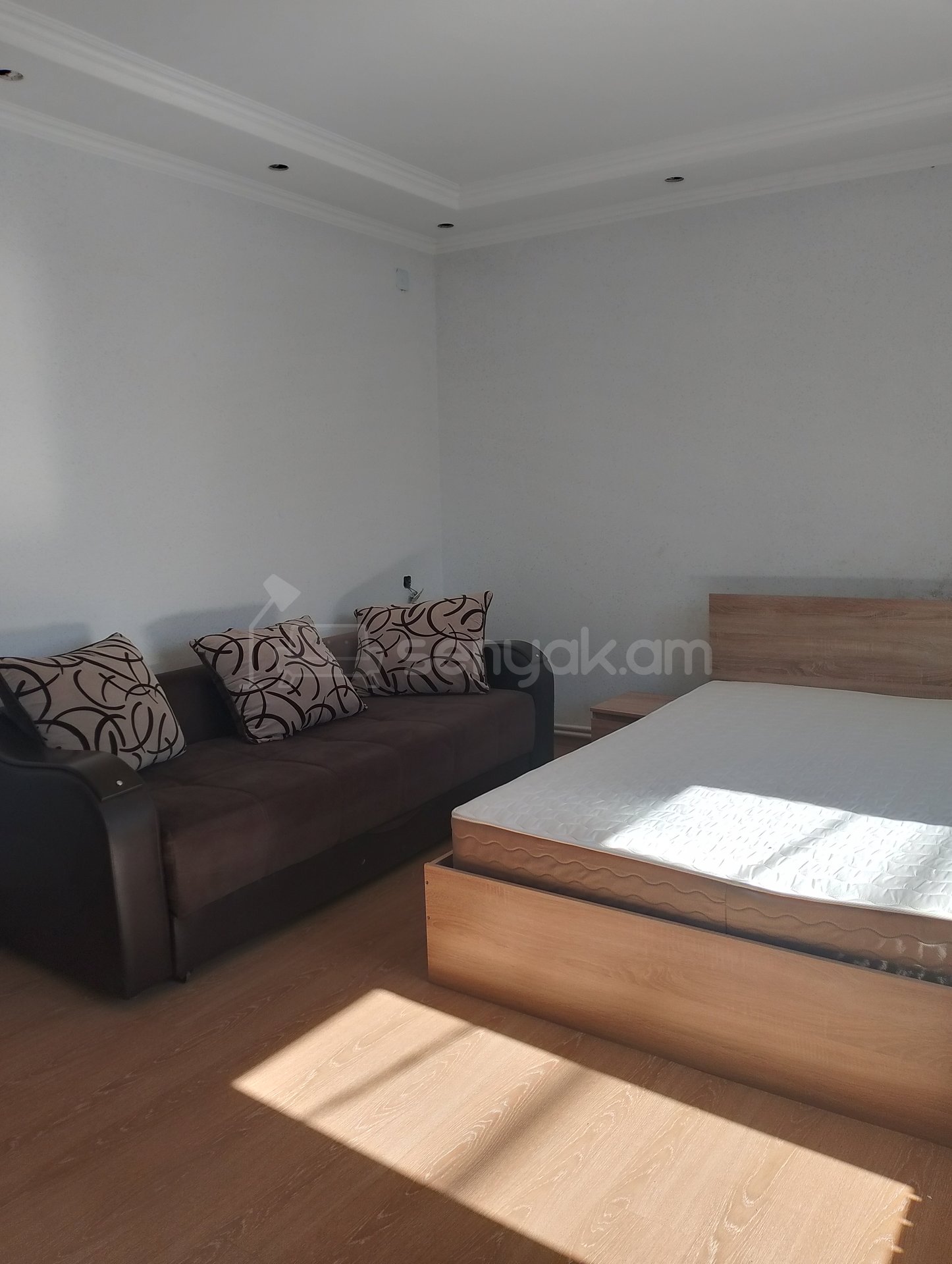 3 Սենյականոց Սեփական Տուն, 80քմ, Կապիտալ Վերանորոգված, Կահավորված