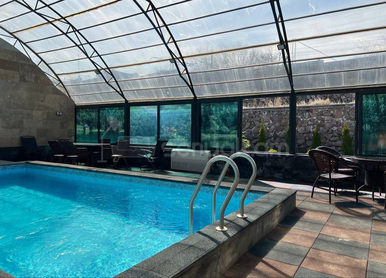 3 Սենյականոց Ամառանոց, 200քմ