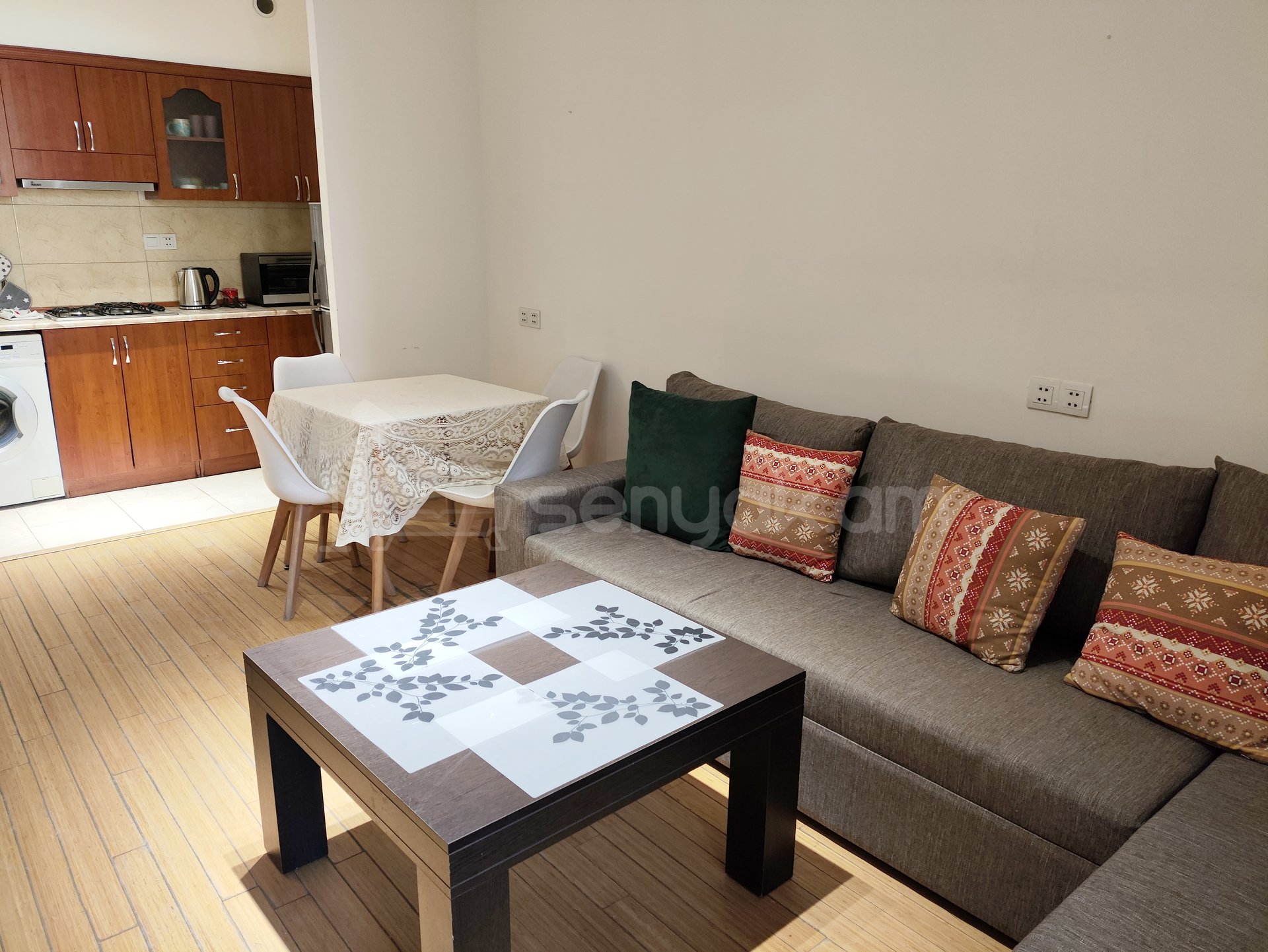 2 Սենյականոց Բնակարան, 56քմ, 8/14 հարկ, Կապիտալ Վերանորոգված