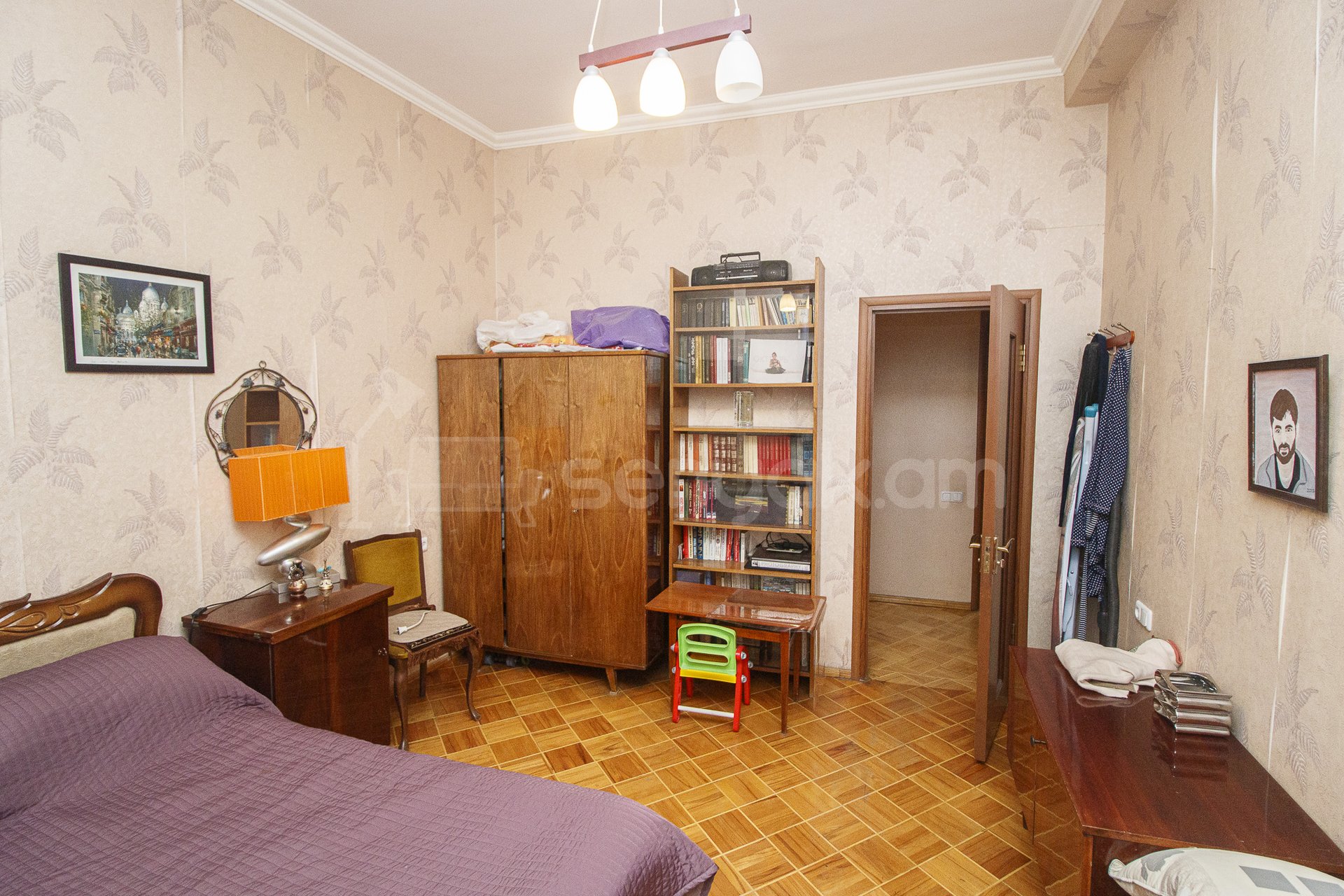 2 Սենյականոց Բնակարան Քարե Շենքում, 60քմ, 2/4 հարկ, Կապիտալ Վերանորոգված