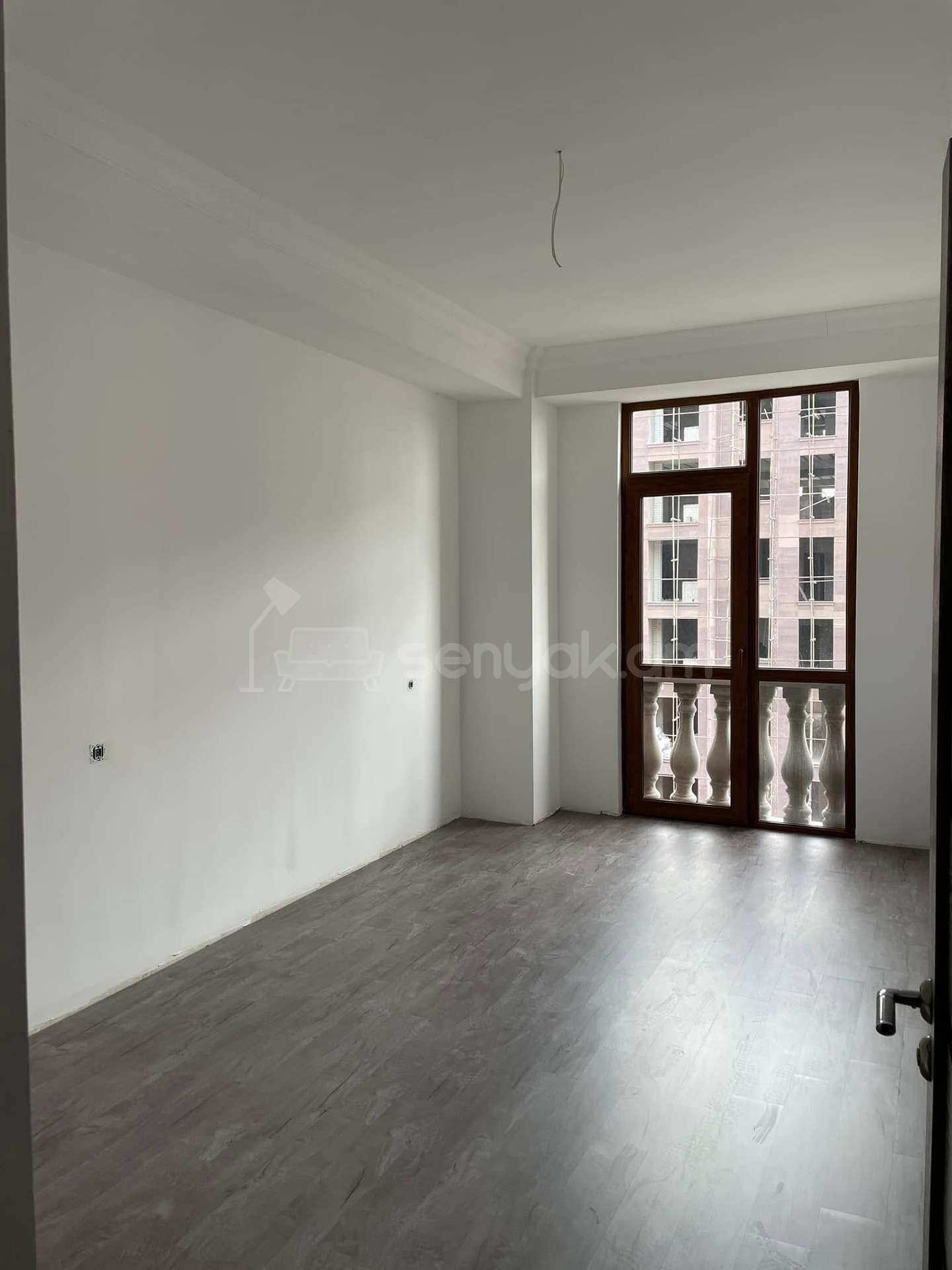 3 Սենյականոց Բնակարան Նորակառույցում, 74քմ, 3/8 հարկ, Կապիտալ Վերանորոգված