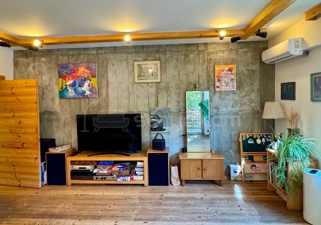 2 Սենյականոց Բնակարան Քարե Շենքում, 60քմ, 3/6 հարկ, Դիզայներական Վերանորոգված