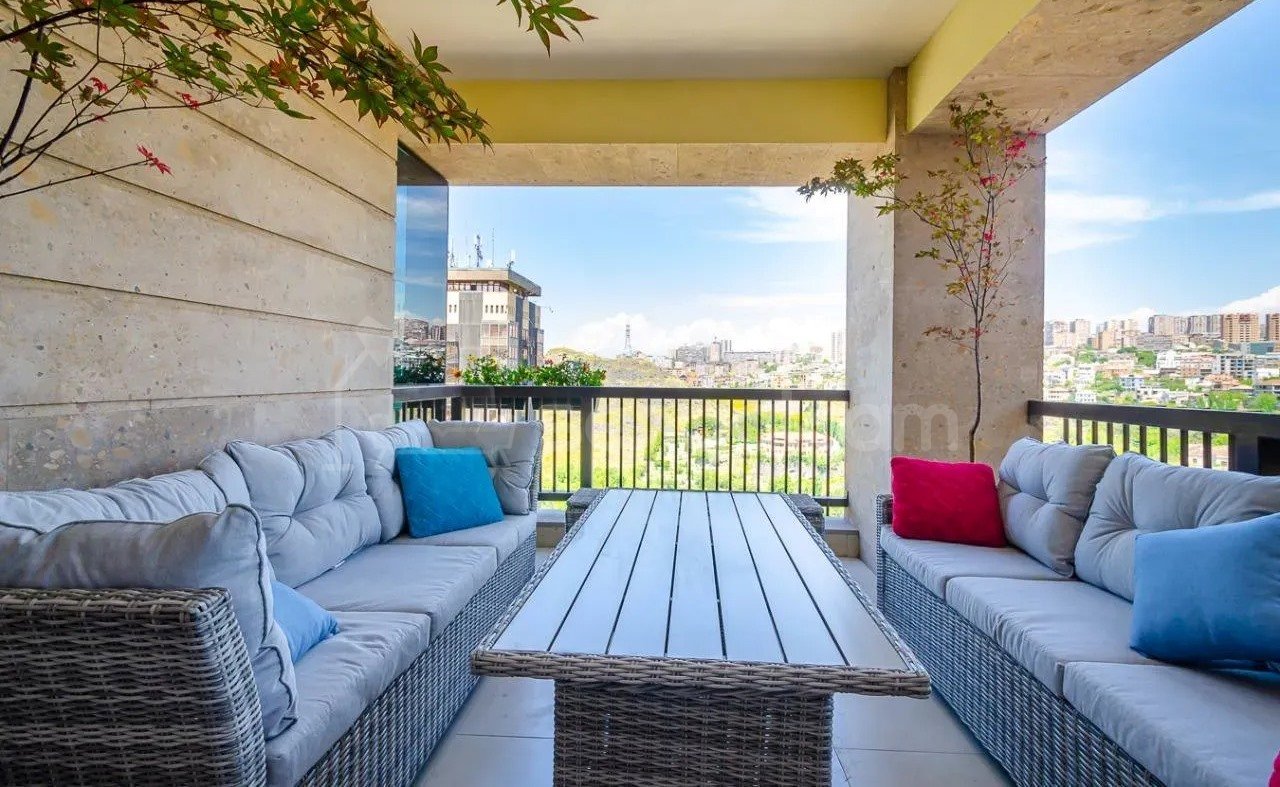 3 Սենյականոց Բնակարան Նորակառույցում, 105քմ, 8/14 հարկ, Դիզայներական Վերանորոգված