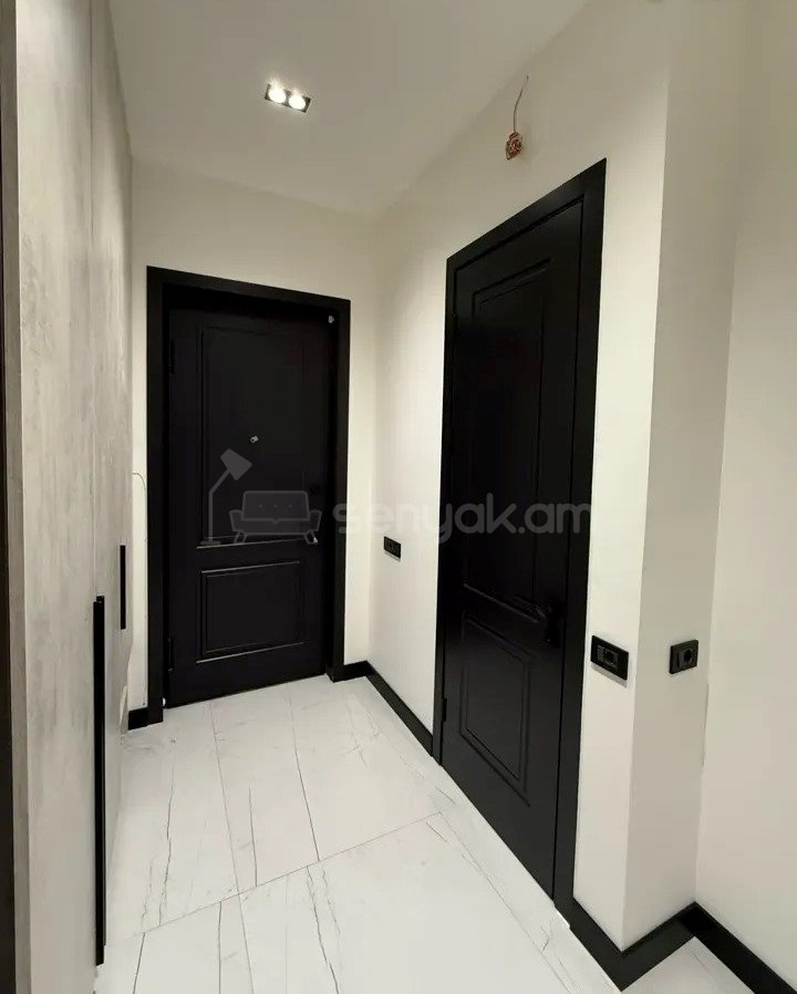 3 Սենյականոց Բնակարան Նորակառույցում, 105քմ, 8/14 հարկ, Դիզայներական Վերանորոգված